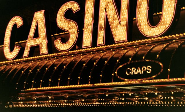Antarmuka live casino konsertoto dengan dealer asli dan permainan langsung